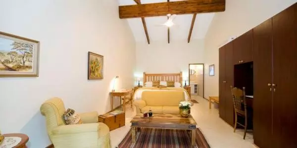 Lupus Den Country House B&b