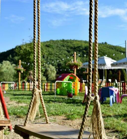 Pensão Domeniul Poiana Ursului