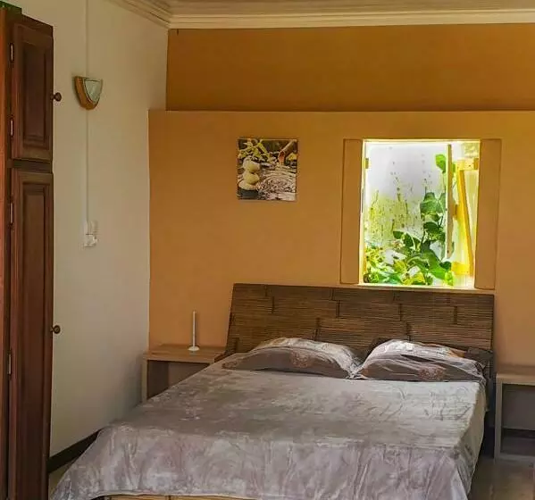 پانسیون Le Cascavelle