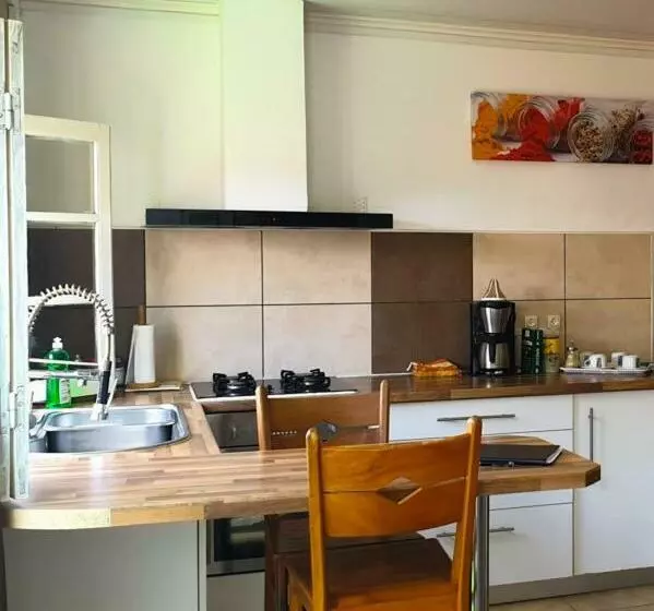 پانسیون Le Cascavelle