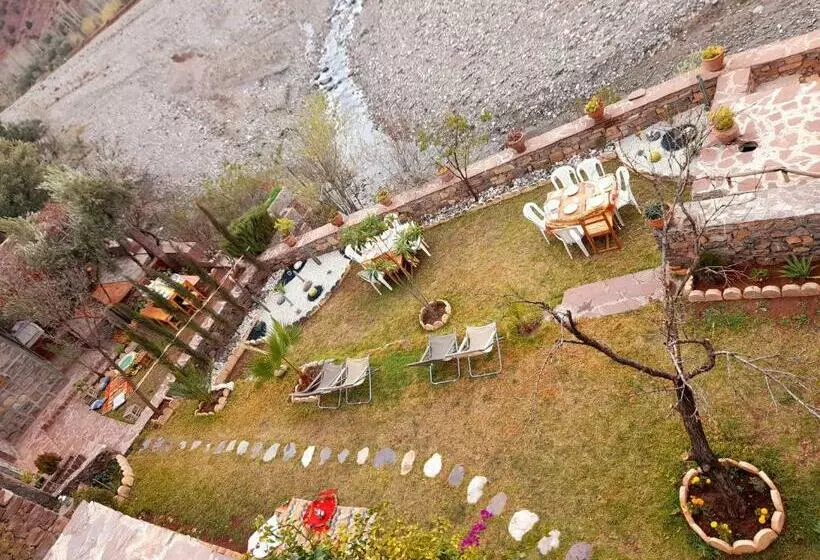 Aamiaismajoitus (B&B) Atlas Ijoukak