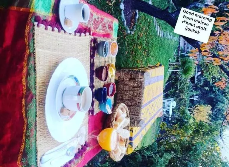 Aamiaismajoitus (B&B) Atlas Ijoukak