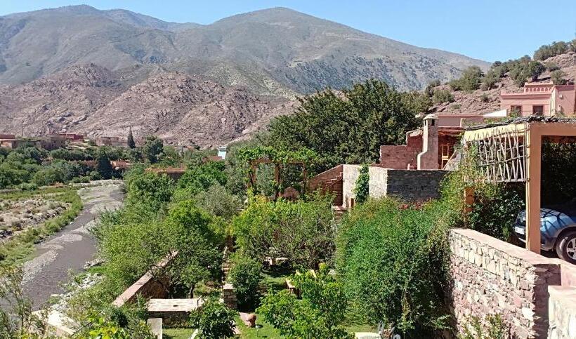 Bed and Breakfast Atlas Ijoukak