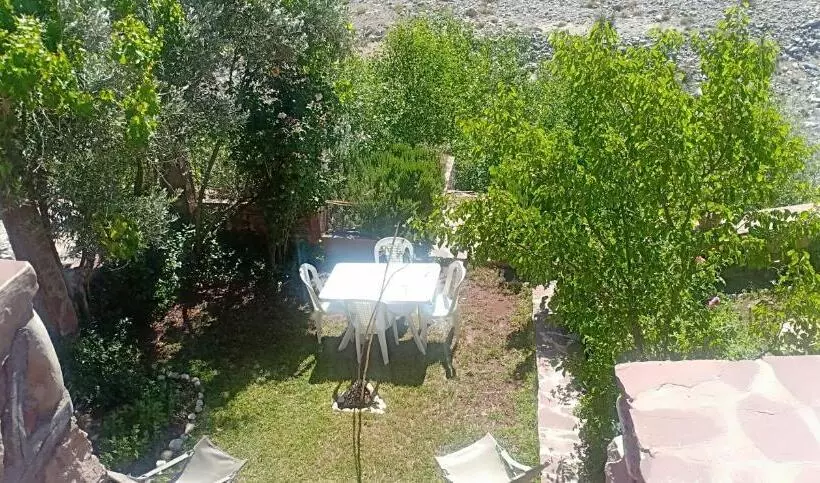 Aamiaismajoitus (B&B) Atlas Ijoukak