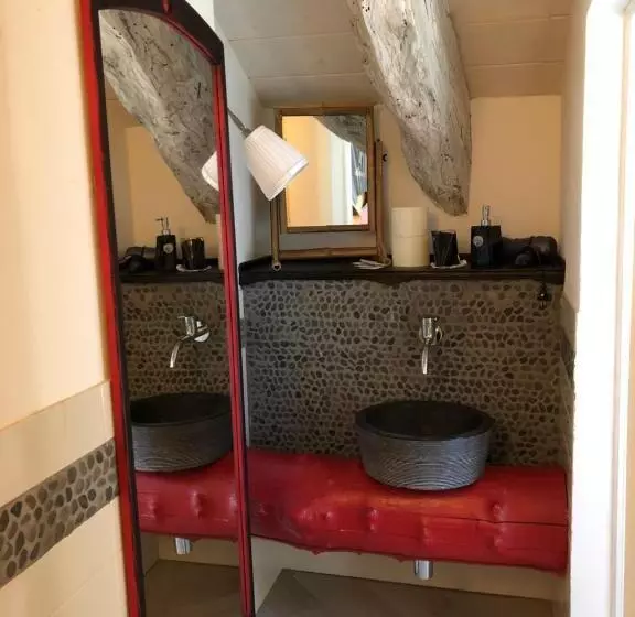 ベッドアンドブレックファースト Bed&box