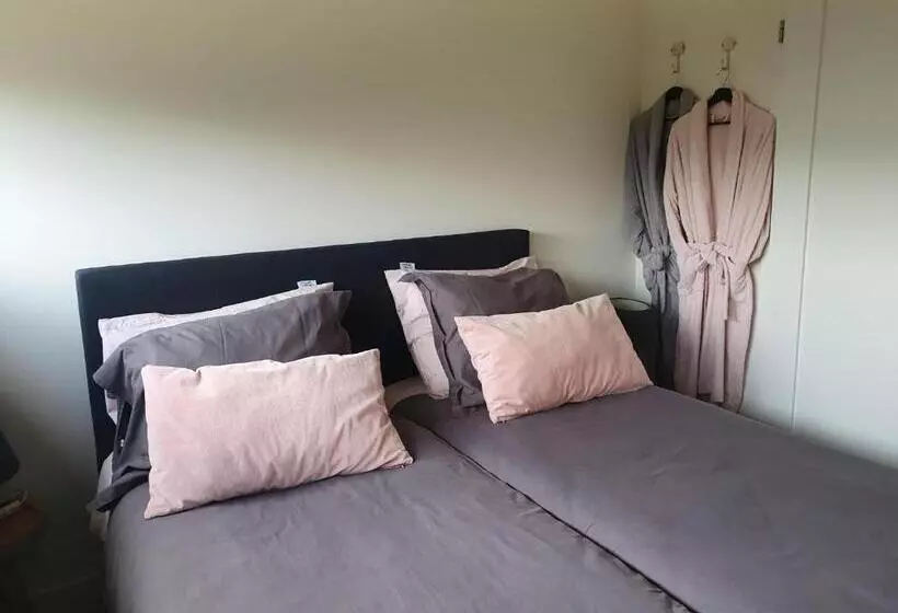 ベッドアンドブレックファースト Een Klein Appartementje Zonder Keuken In Het Centrum Sleep At Hamtingh S