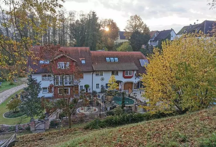 Aamiaismajoitus (B&B) Gästezimmer Reitinger