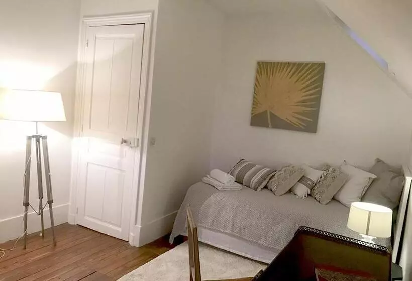 Aamiaismajoitus (B&B) Les Chambres De Louis