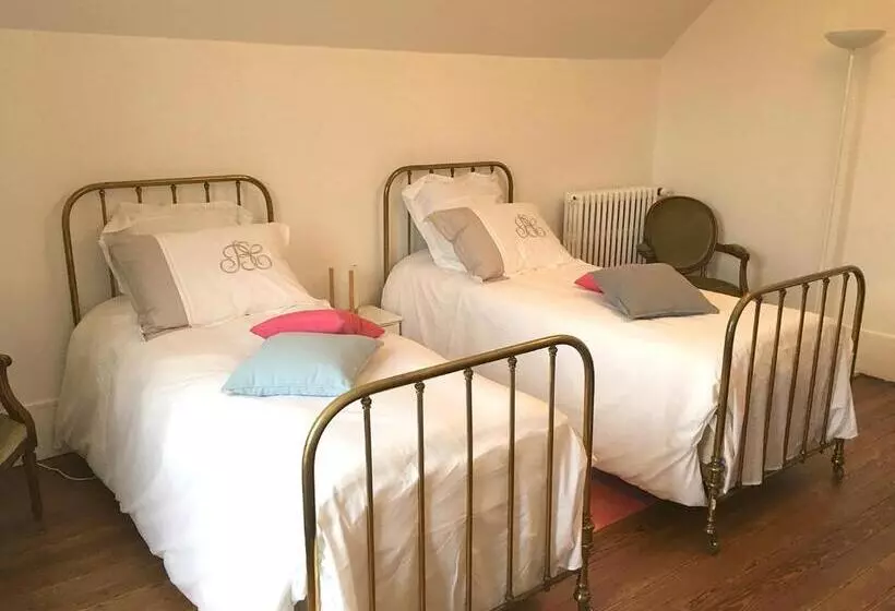 Aamiaismajoitus (B&B) Les Chambres De Louis