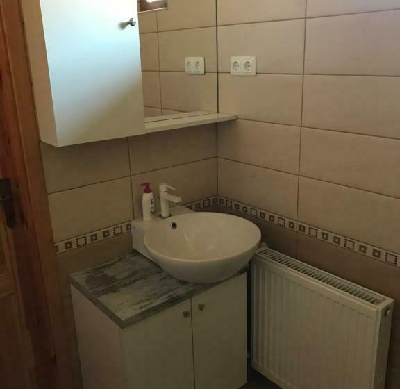 Elringat Lak Apartmanház