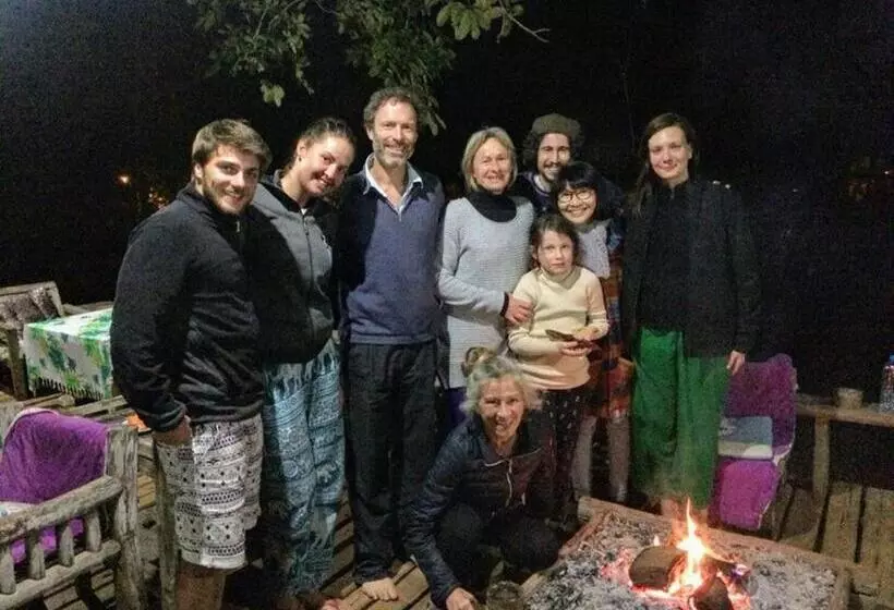 هتل Jungle Guesthouse
