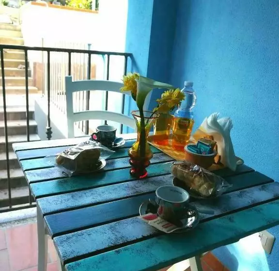 Majatalo Casa Azzurra   Blue House
