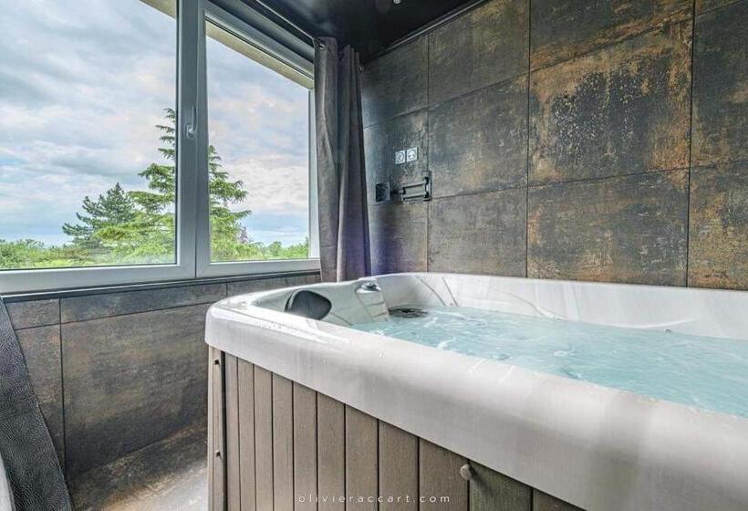 بنسيون Chambres D Hôtes La Mascrabiere Bed & Spa