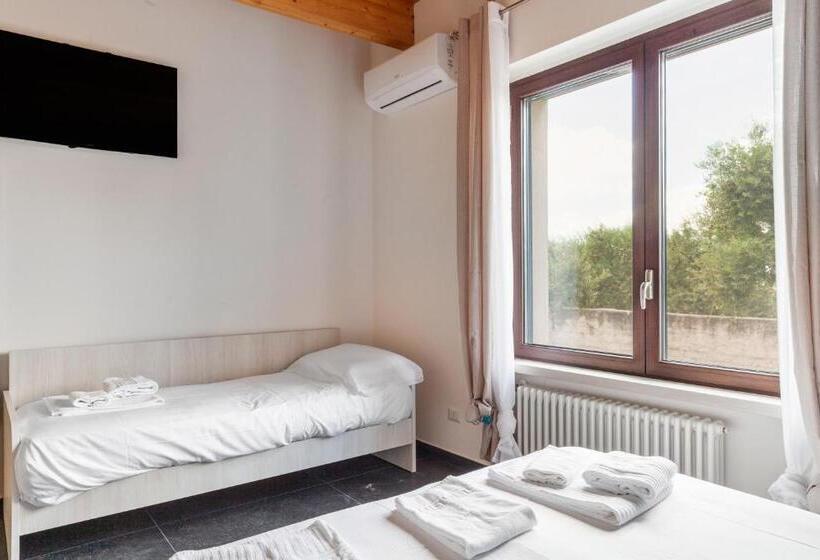 膳宿费 La Villetta Xenia