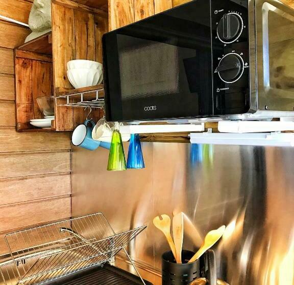 پانسیون Villa Moai 974