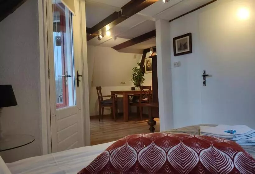 Aamiaismajoitus (B&B) De Kaepstander