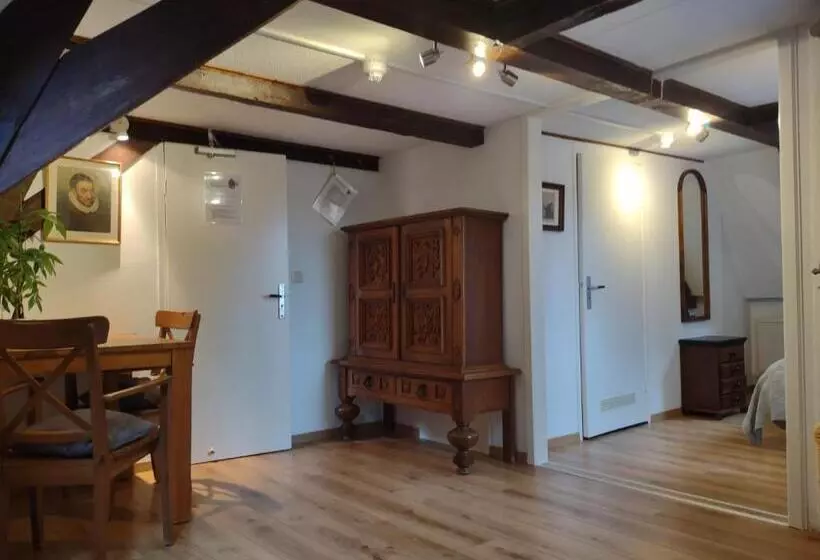 Aamiaismajoitus (B&B) De Kaepstander