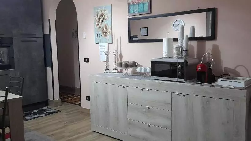 تختخواب و صبحانه Lilium