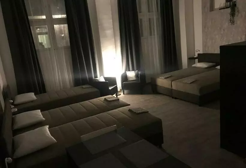 ペンション Benvenuto Apartman