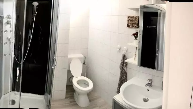ペンション Benvenuto Apartman