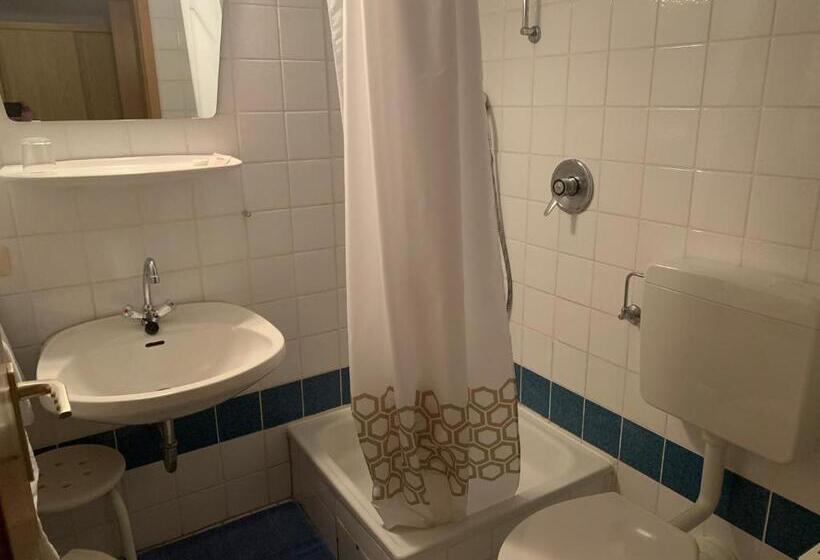 פנסיון Gästehaus Cordula