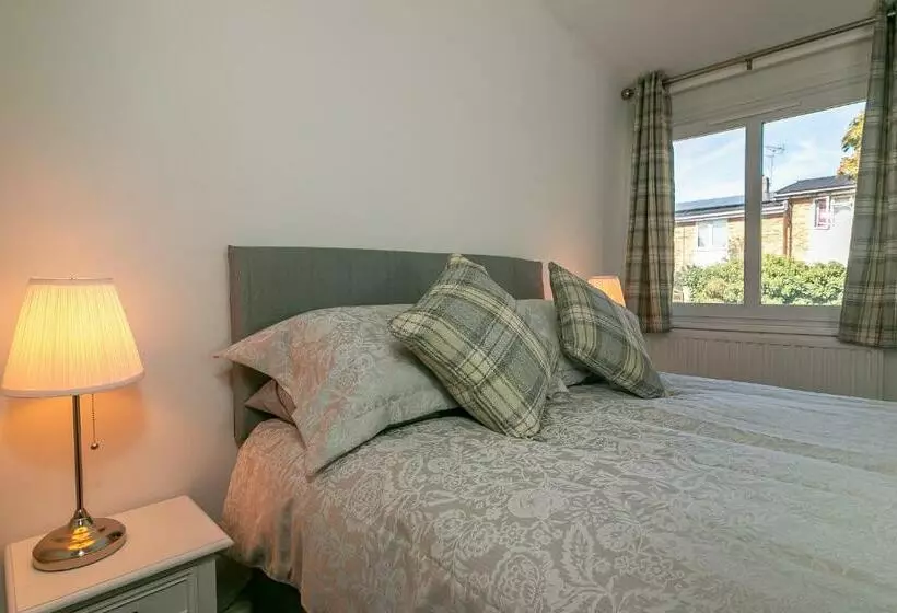 Majatalo Hillcrest Lodge