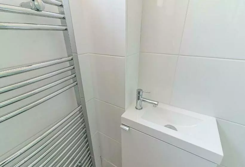 Majatalo Hillcrest Lodge