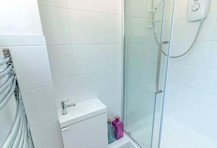 Majatalo Hillcrest Lodge