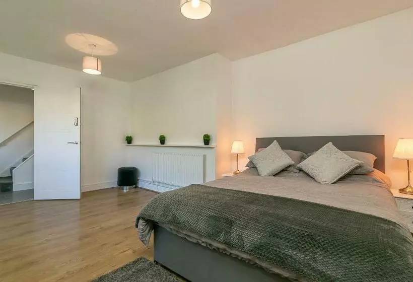 Majatalo Hillcrest Lodge