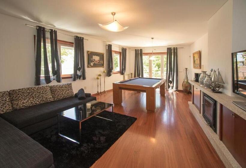 پانسیون Riverzenhouse