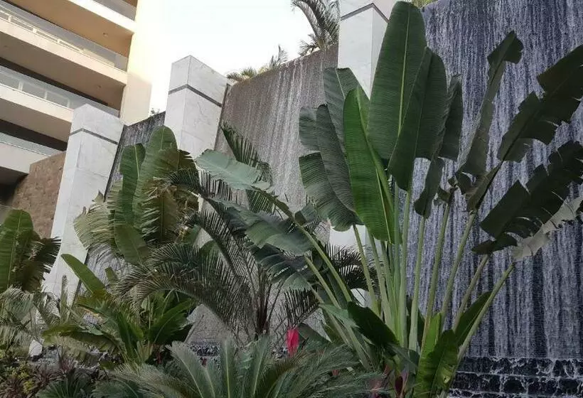 Sheraton Ocean 401