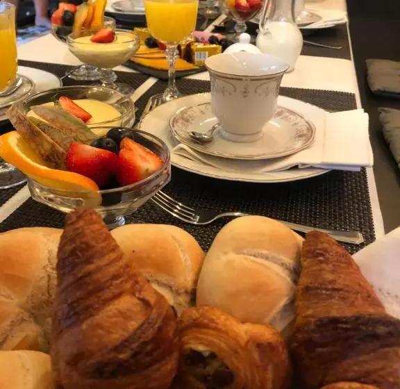 Aamiaismajoitus (B&B) Cuerne Bed&breakfast