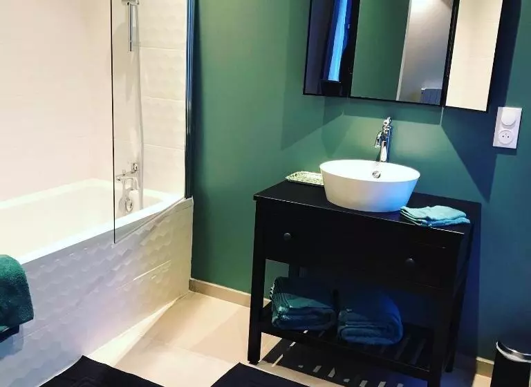 Aamiaismajoitus (B&B) Ferme De Genève