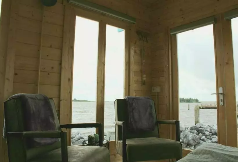 Aamiaismajoitus (B&B) Slaaphuisjes Lauwersmeerplezier!