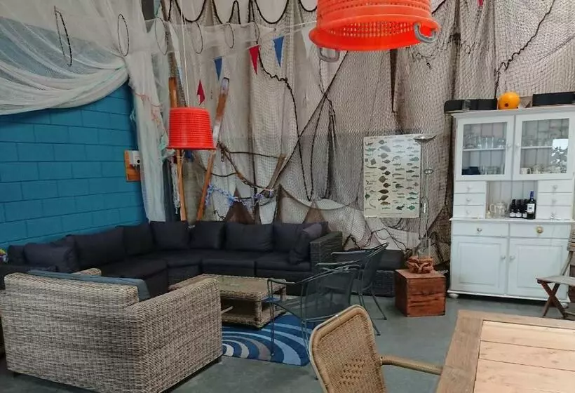 Aamiaismajoitus (B&B) Slaaphuisjes Lauwersmeerplezier!