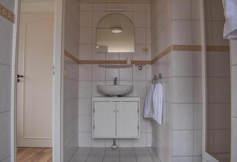 בית מלון כפרי De Welvaart   Logement