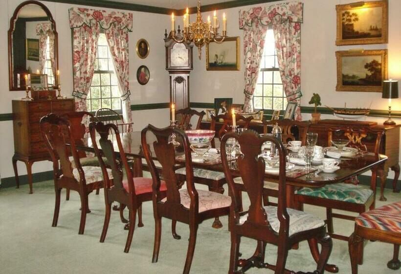 Newport House Bed & Breakfast