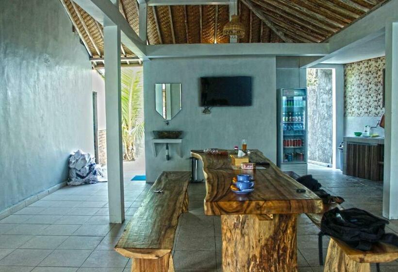 Пансион Devan Guest House Canggu