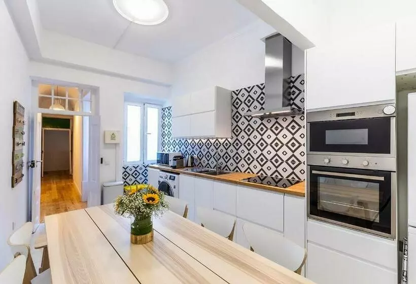 پانسیون Faro Guest House