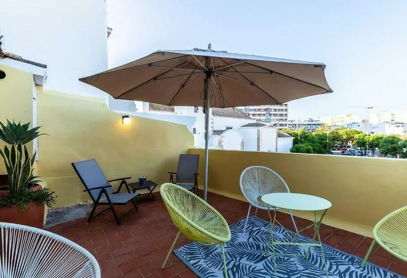 پانسیون Faro Guest House