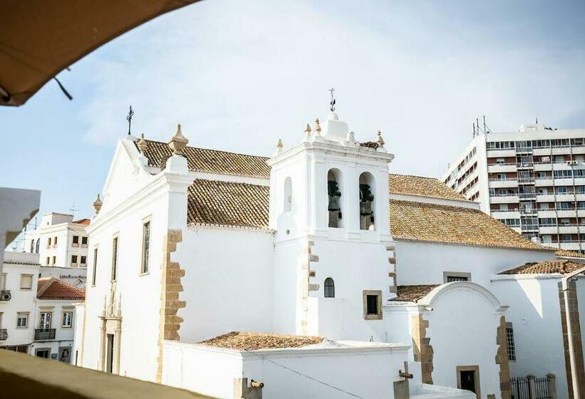 پانسیون Faro Guest House