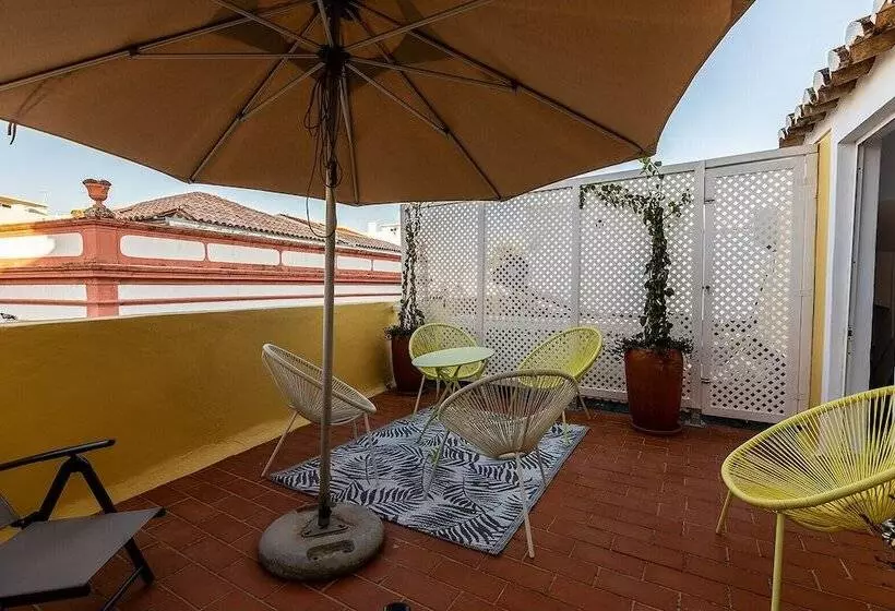 پانسیون Faro Guest House