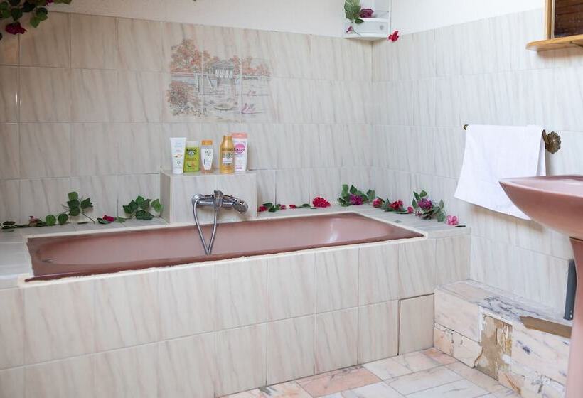 بنسيون Paradis Chambres D Hôtes Spa & Jacuzzi