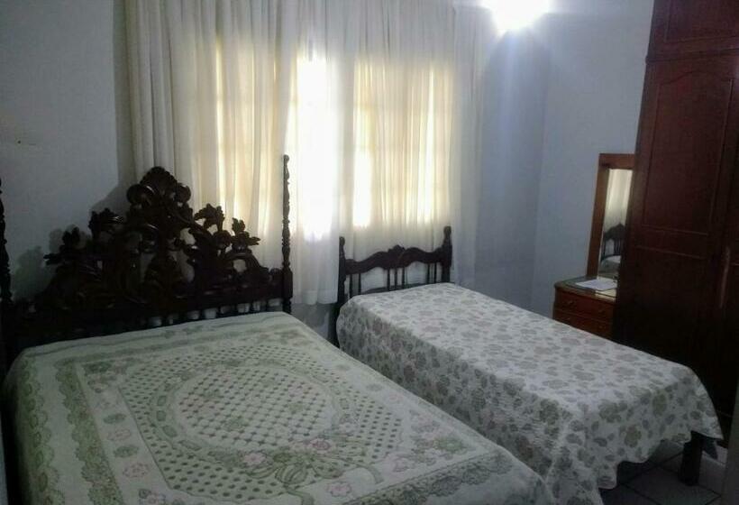 ペンション Quartos Em Casa Próxima à Praia