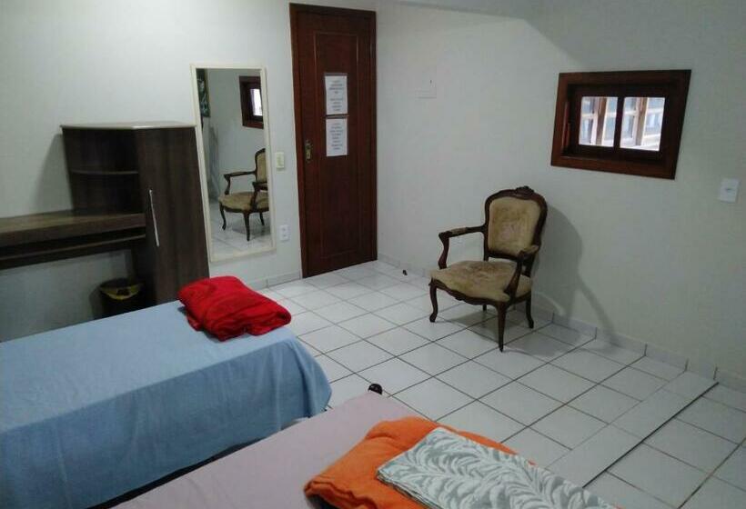 ペンション Quartos Em Casa Próxima à Praia