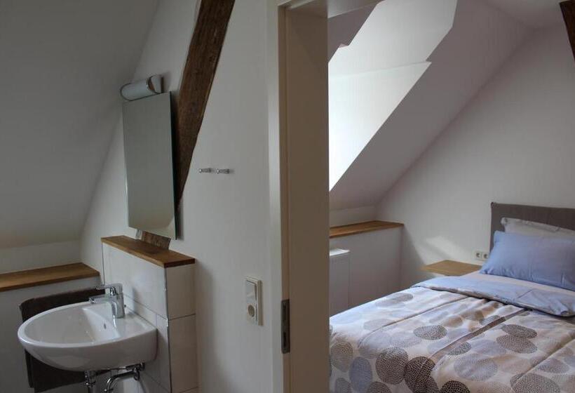 بنسيون Schlössje