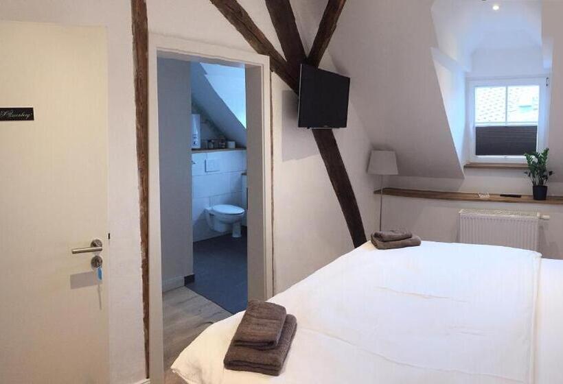 بنسيون Schlössje