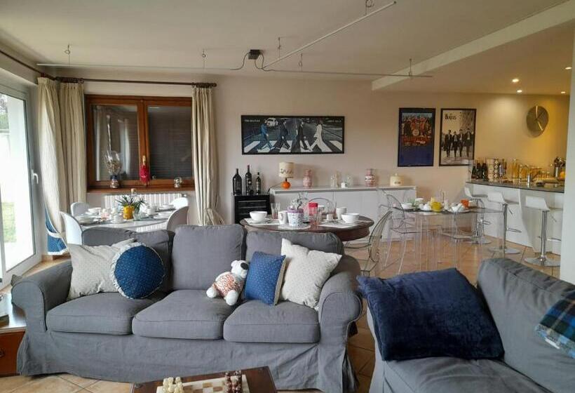 Пансион Sentirsi A Casa