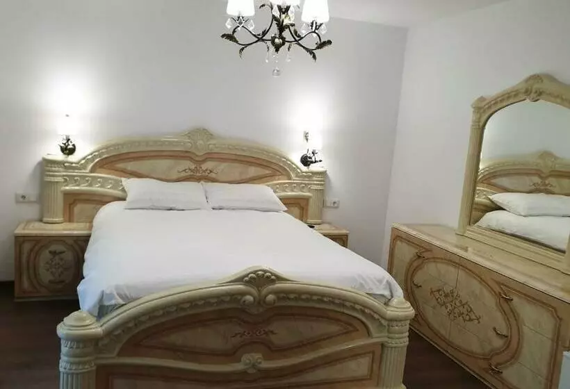 Pensiunea Regal