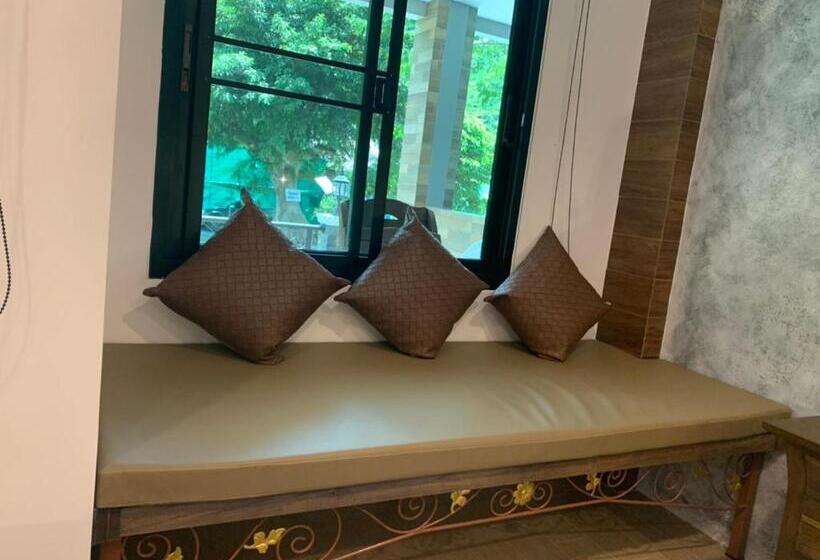 渡假胜地  Namtok Sarika Resotel